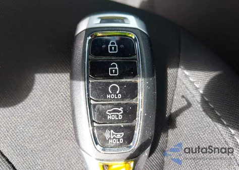 2022 Hyundai Elantra Sel from USA, damaged, VIN KMHLS4AG5NU307198